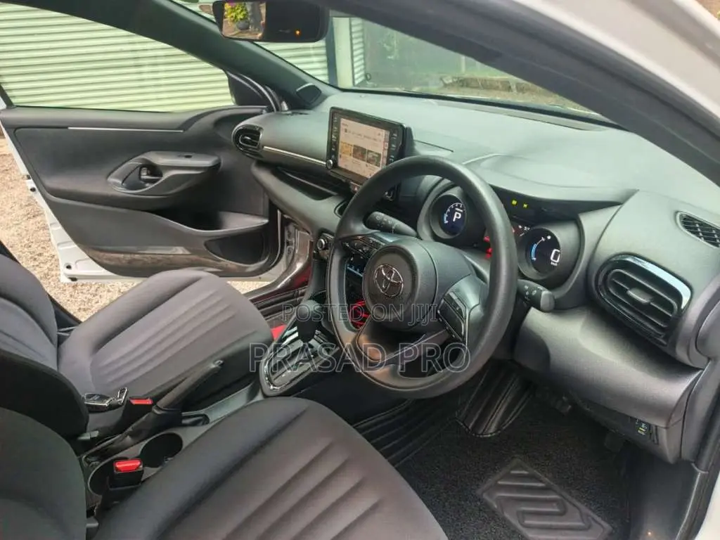 Toyota Yaris 2023 Car (Used)