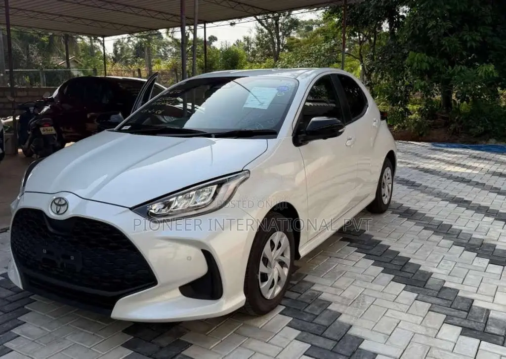 Toyota Yaris G LED BSM 2026 Car Brand New