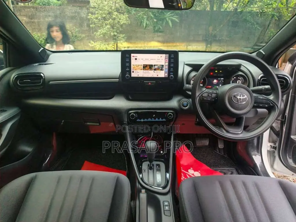 Toyota Yaris 2023 Car (Used)
