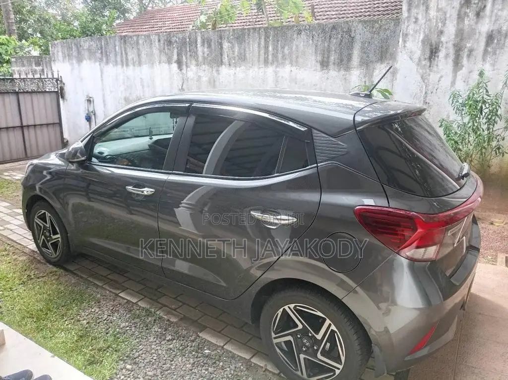 Hyundai Grand I10 2024 Car (Used)
