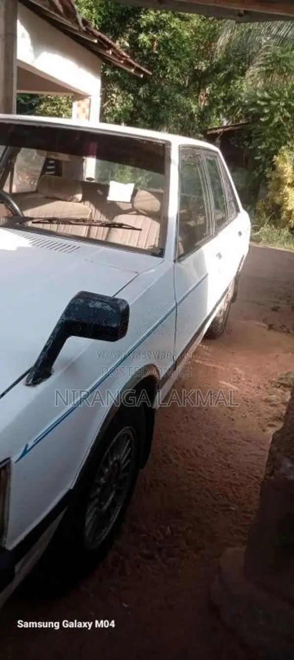 Mitsubishi Lancer Box 1981 Car (Used)