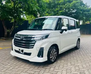 Toyota Roomy Thor Custom G 2023 Car Unregistered (Recondition)