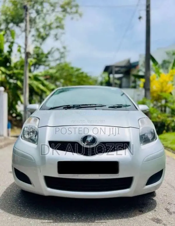 Toyota Vitz 2008 Car (Used)