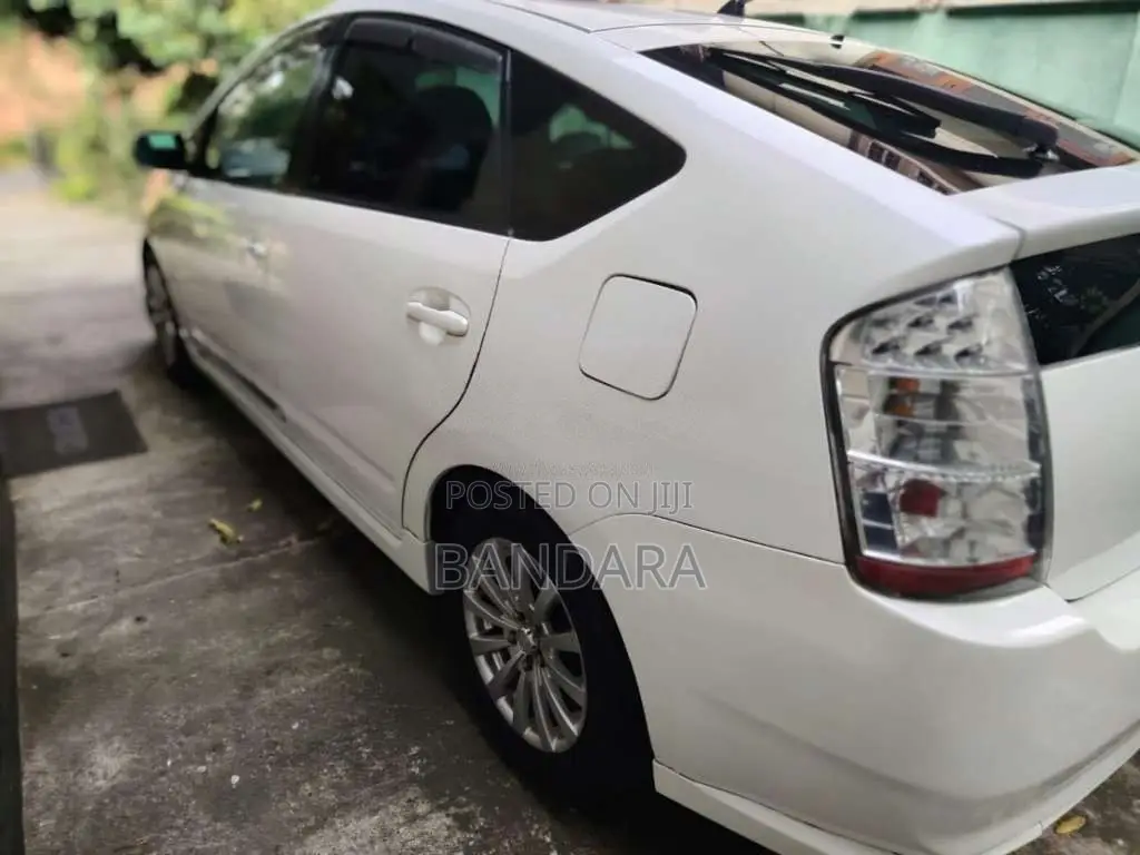 Toyota Prius 2008 Car (Used)