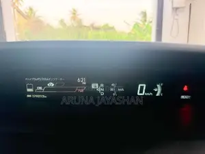 Toyota Prius 2012 Car (Used)