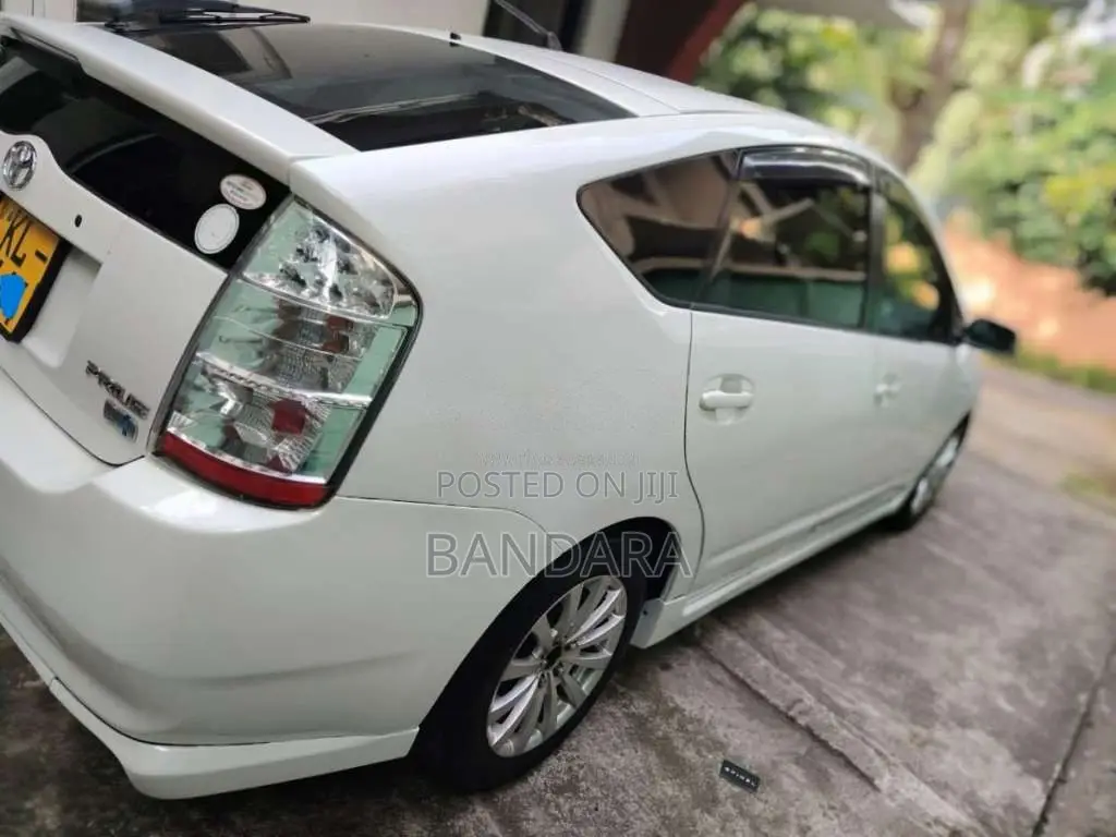 Toyota Prius 2008 Car (Used)
