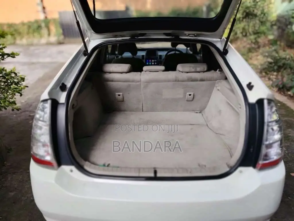 Toyota Prius 2008 Car (Used)