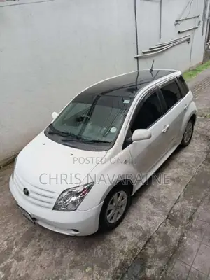 Toyota IST 2007 Car (Used)