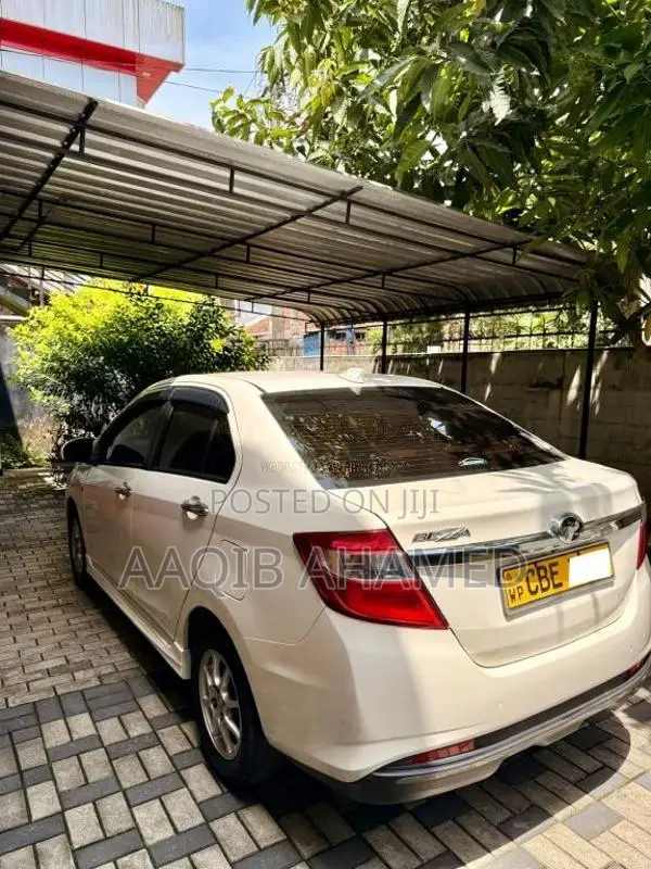 Perodua Bezza 2018 Car (Used)