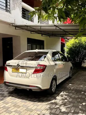 Perodua Bezza 2018 Car (Used)