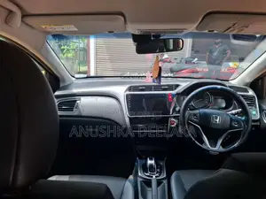 Honda Grace 2016 Car (Used)