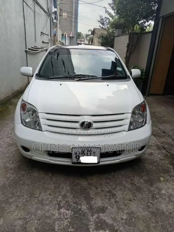 Toyota IST 2007 Car (Used)
