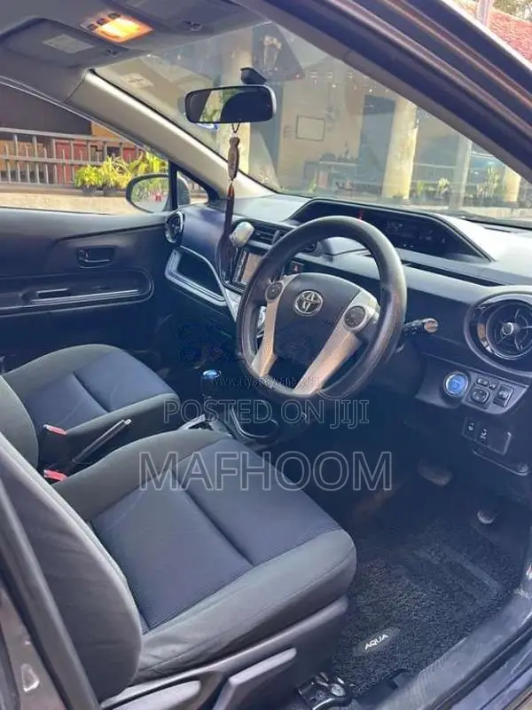 Toyota Aqua Urban Limited 2016 Car (Used)