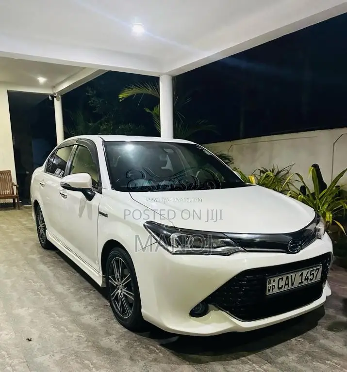 Toyota Axio WXB 2016 Car (Used)