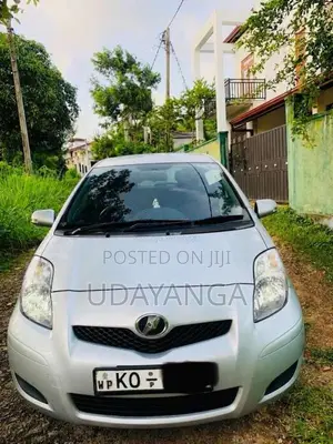 Toyota Vitz 2008 Car (Used)