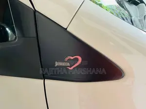 Toyota Vitz JEWELA 2015 Car (Used)
