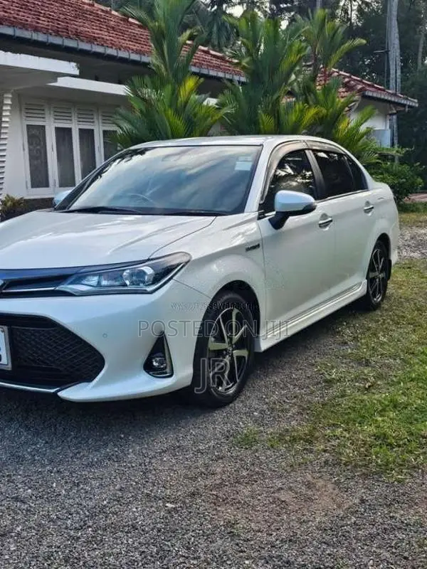 Toyota Axio Wxb 2018 Car (Used)