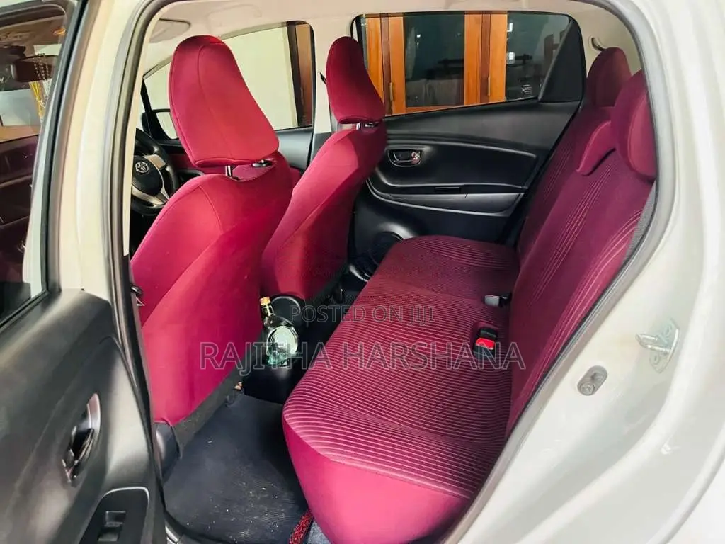 Toyota Vitz JEWELA 2015 Car (Used)