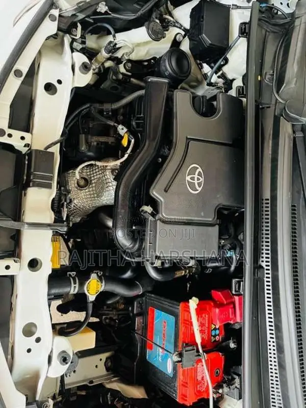 Toyota Vitz JEWELA 2015 Car (Used)