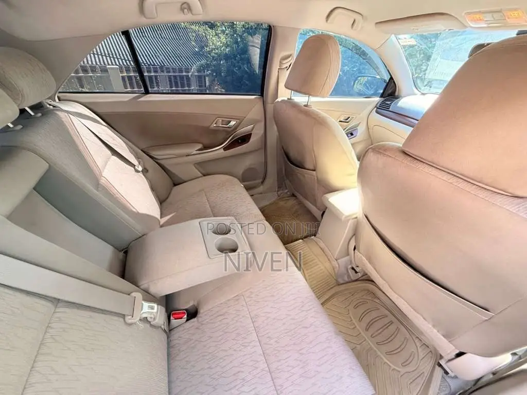 Toyota Allion 260 2012 Car (Used)