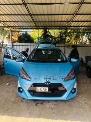 Toyota Aqua 2012 Car (Used)