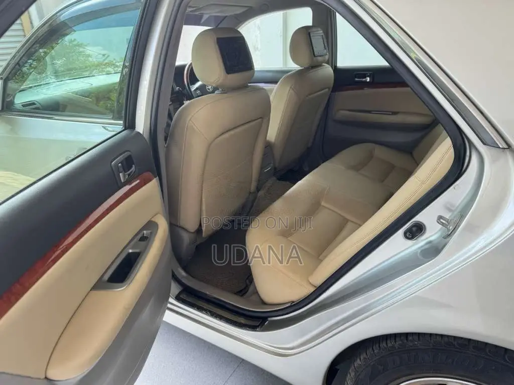 Toyota Mark 2 2003 Car (Used)