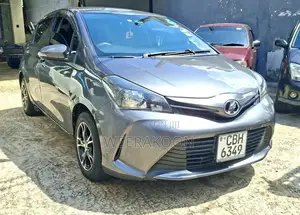Toyota Vitz Safety Edition 2016 Car (Used)