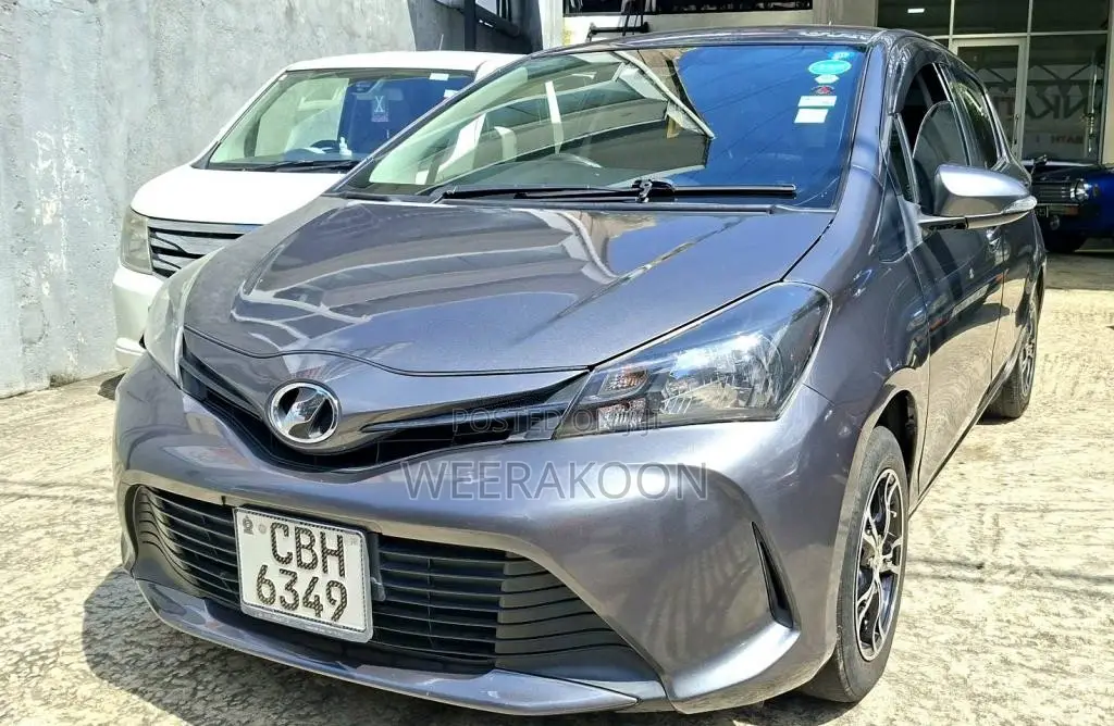 Toyota Vitz Safety Edition 2016 Car (Used)