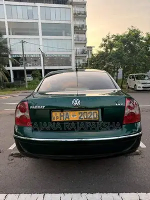 Volkswagen Passat 2002 Car (Used)