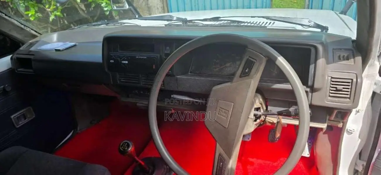 Toyota Corolla 1985 Car (Used)