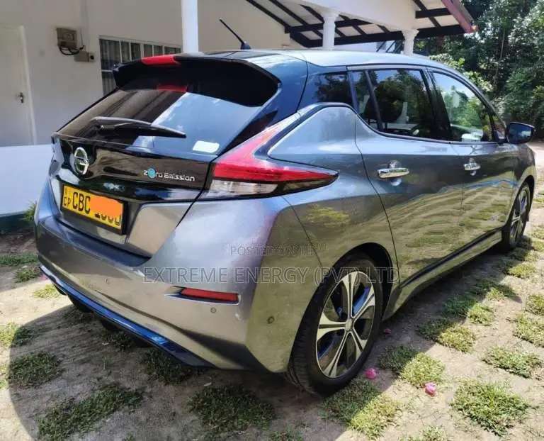 Nissan Leaf 2018 Car (Used)