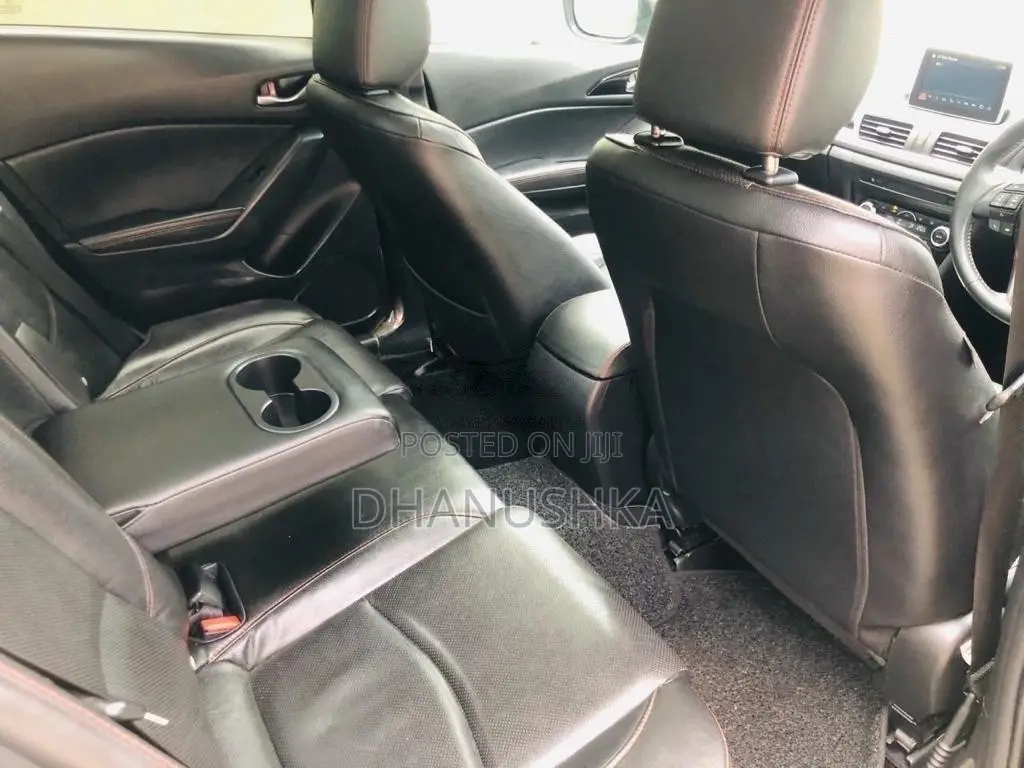 Mazda Axela 2014 Car (Used)
