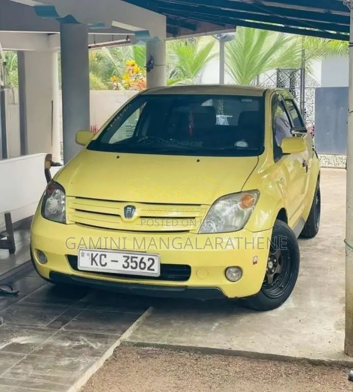 Toyota Ist Fl Grade 2003 Car (Used)