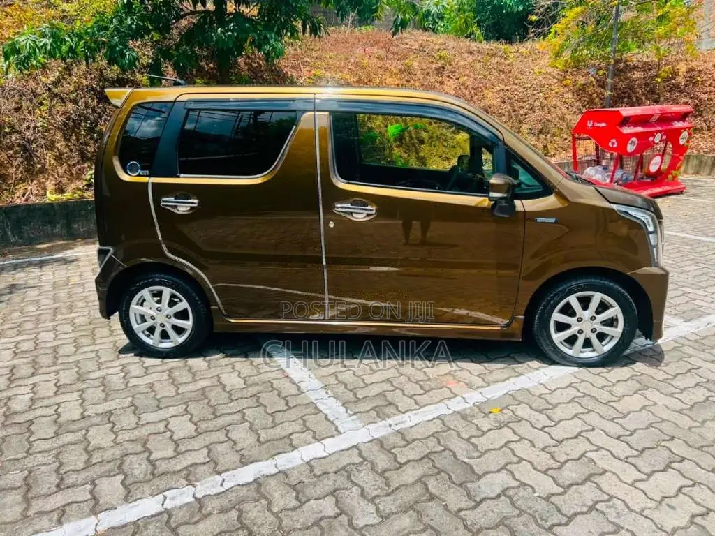 Suzuki Wagon R Stingray 2017 Car (Used)