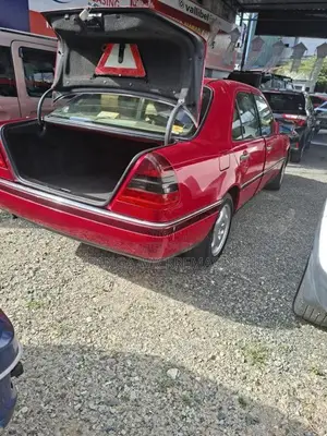 Mercedes-Benz C250 1995 Car (Used)