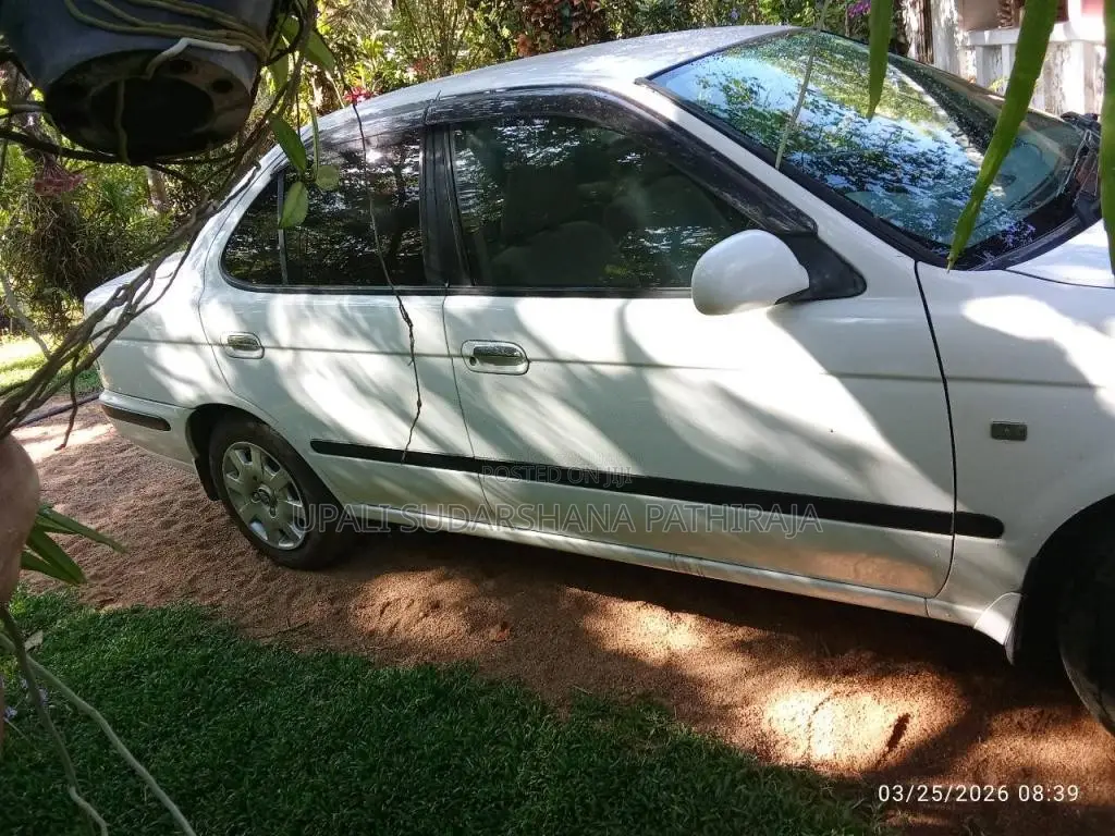 Nissan FB15 2000 Car (Used)