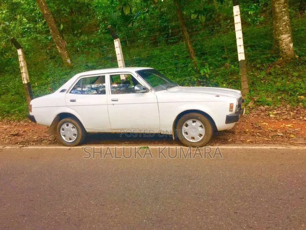 Mitsubishi Lancer Flat Light 1979 Car (Used)