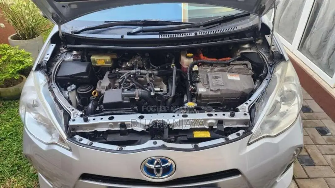 Toyota Aqua 2013 Car (Used)