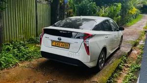 Toyota Prius 2016 Car (Used)