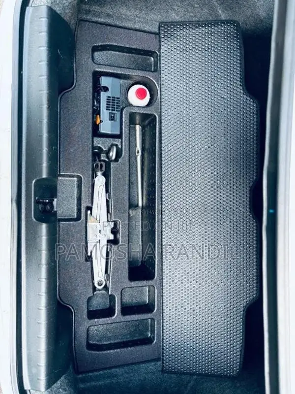 Honda Grace 2015 Car (Used)