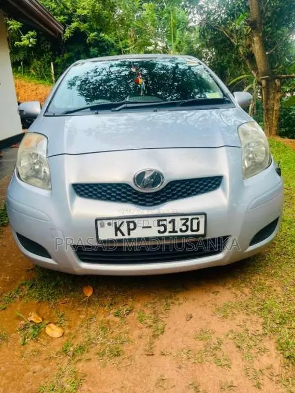Toyota Vitz U Grade 2008 Car (Used)