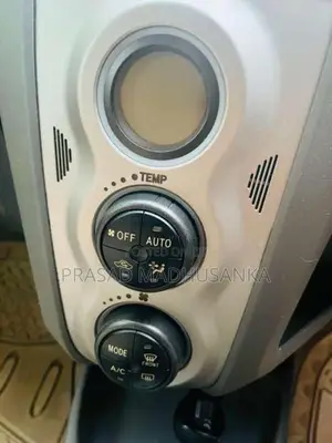 Toyota Vitz U Grade 2008 Car (Used)