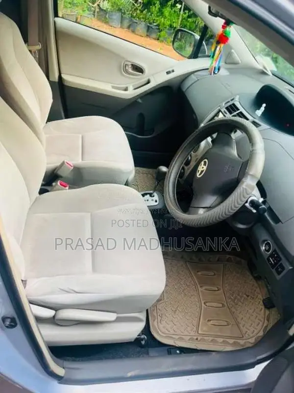 Toyota Vitz U Grade 2008 Car (Used)
