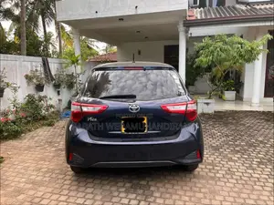 Toyota Vitz 2018 Car (Used)
