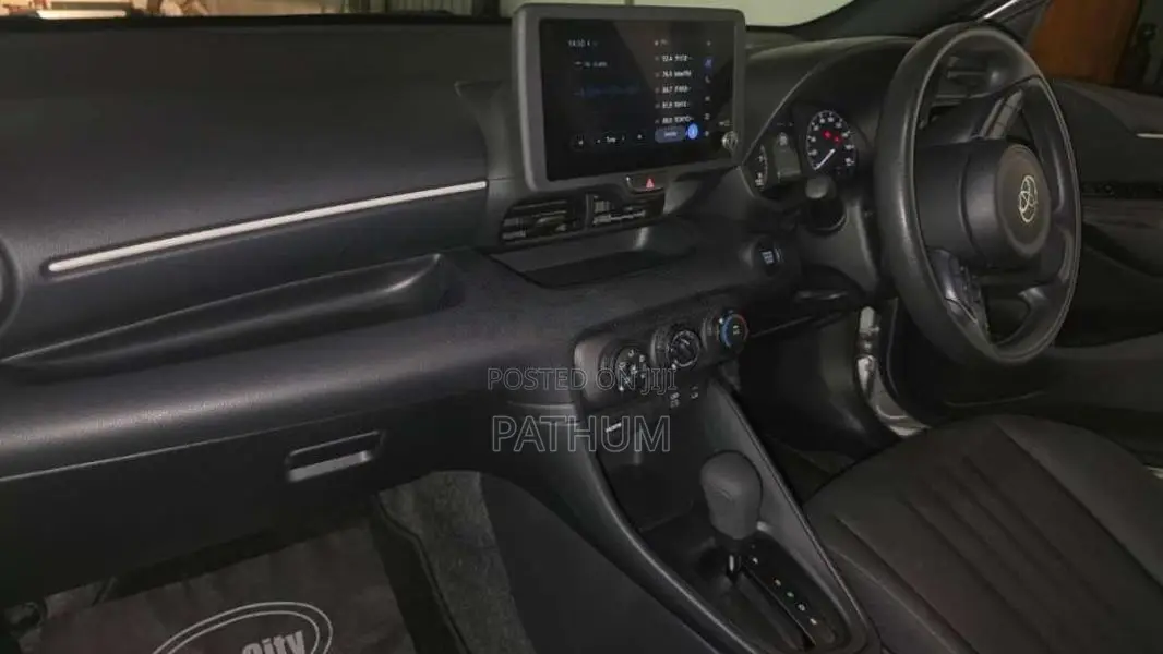 Toyota Yaris 2024 Car (Used)