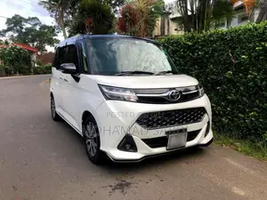 Toyota Tank Roomy GT TURBO Custom 2017 Car (Used)