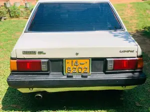 Toyota Carina 1983 Car (Used)