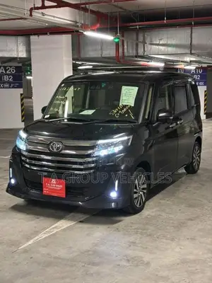 Toyota Roomy Custom G 2023 Car Unregistered (Recondition)