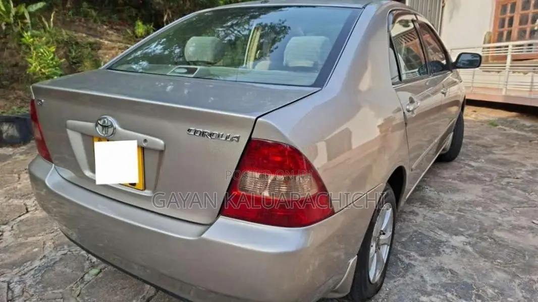 Toyota Corolla 121 2000 Car (Used)