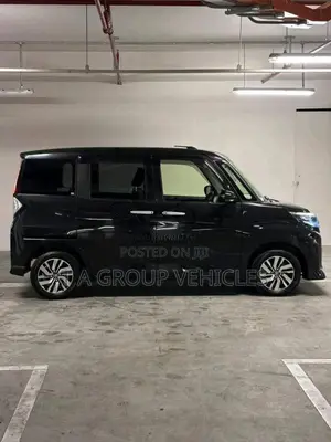 Toyota Roomy Custom G 2023 Car Unregistered (Recondition)